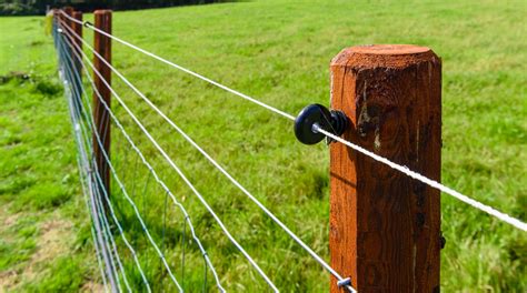 setup of temporary electric fence